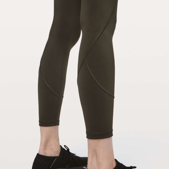 SOLD Lululemon in movement leggings 25” dark olive - Picture 3 of 8